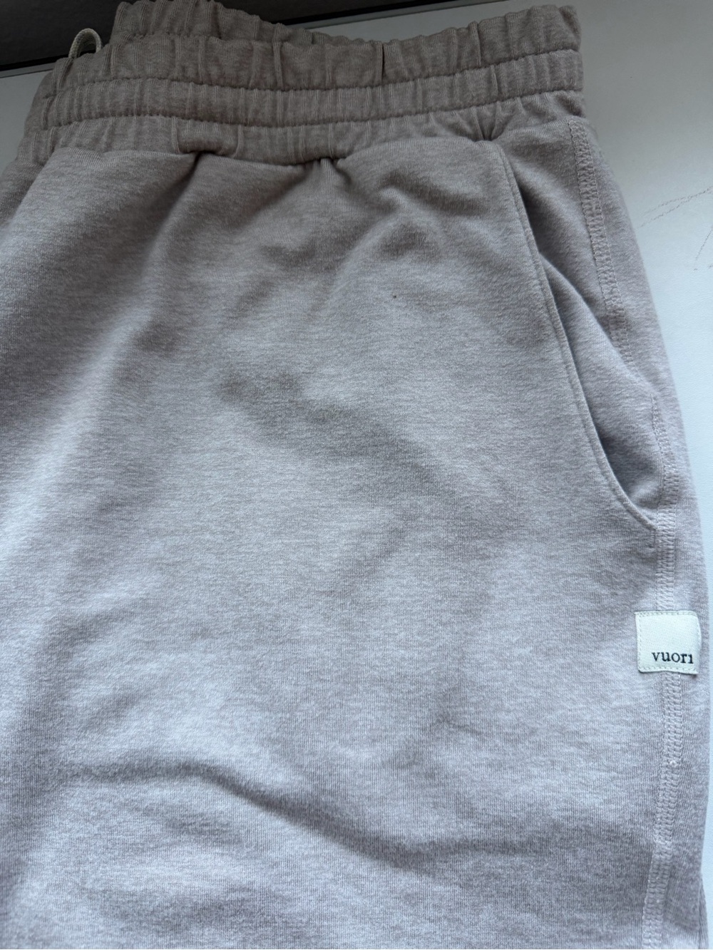 Vuori women’s Light Greige Jogger Bottoms - Soft Elastic Waist